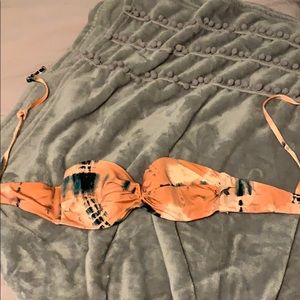 Bathing suit top